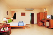 The Villa Zone